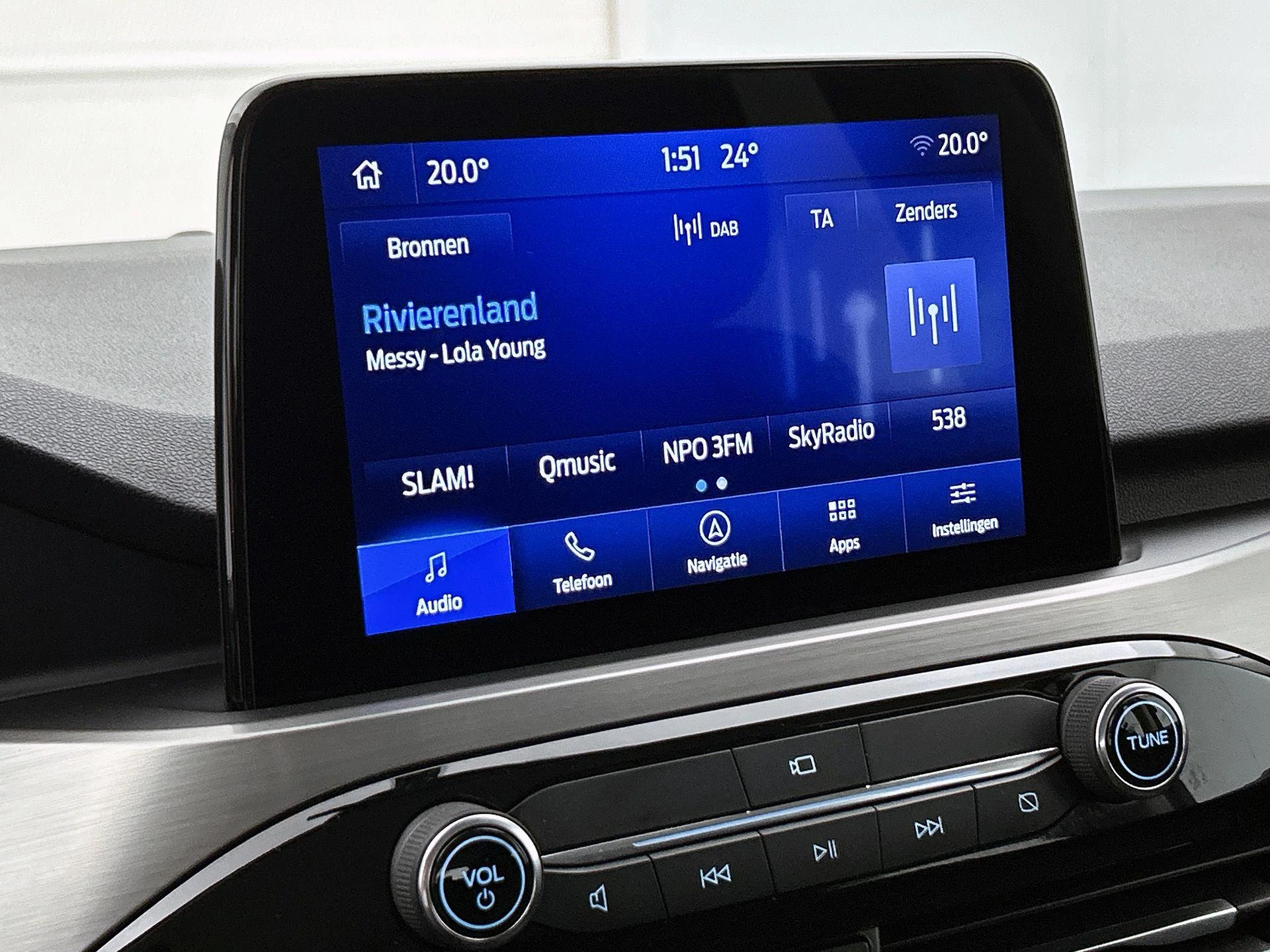Ford-Kuga-image-6
