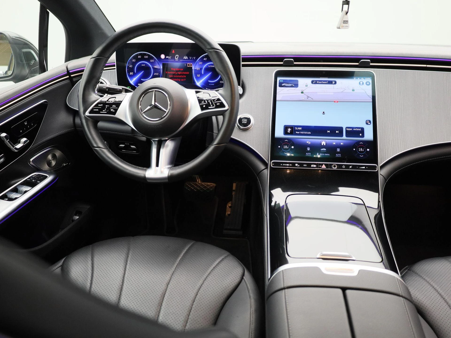 Mercedes-Benz-EQE-image-6