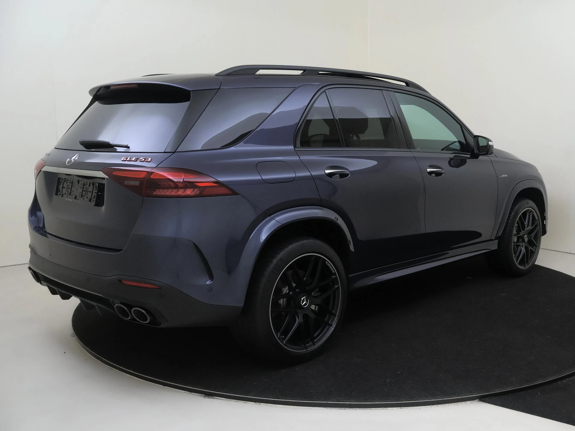 Mercedes-Benz-GLE-image-3