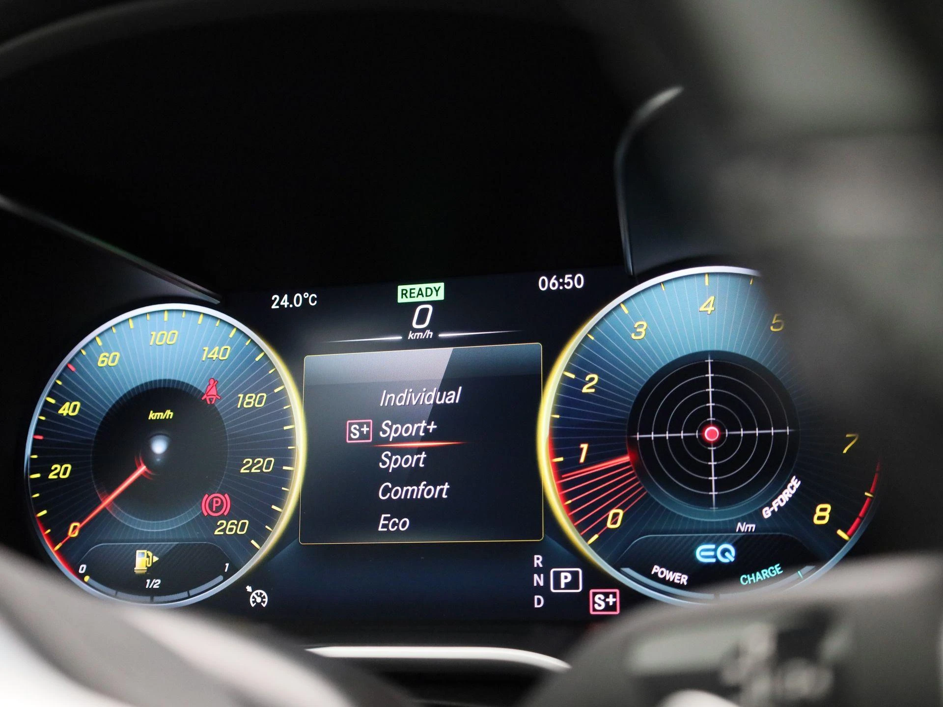 Mercedes-Benz-C-Klasse-image-27