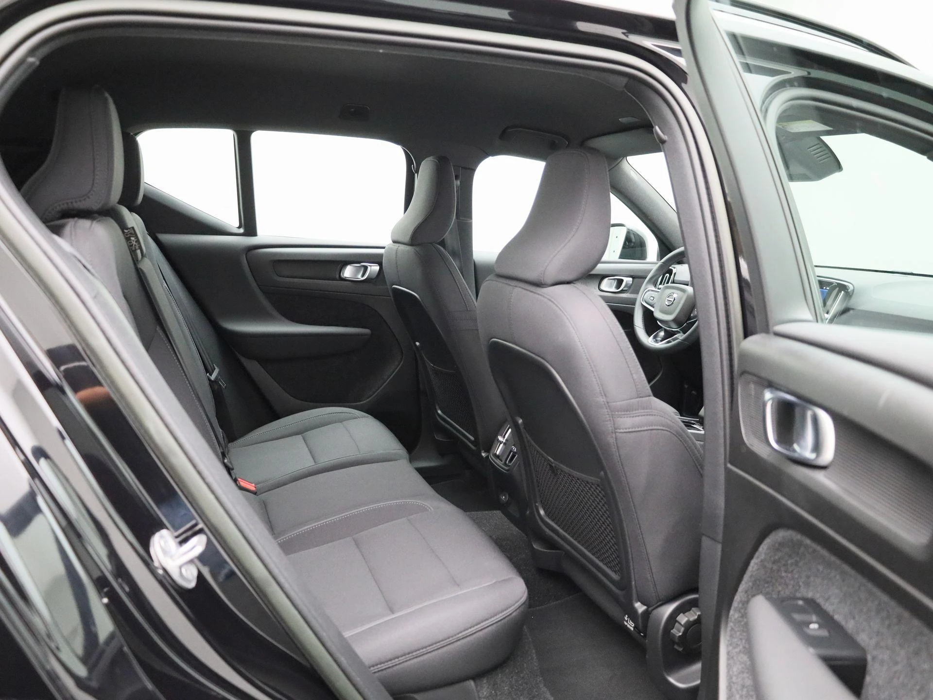 Volvo-XC40-image-31