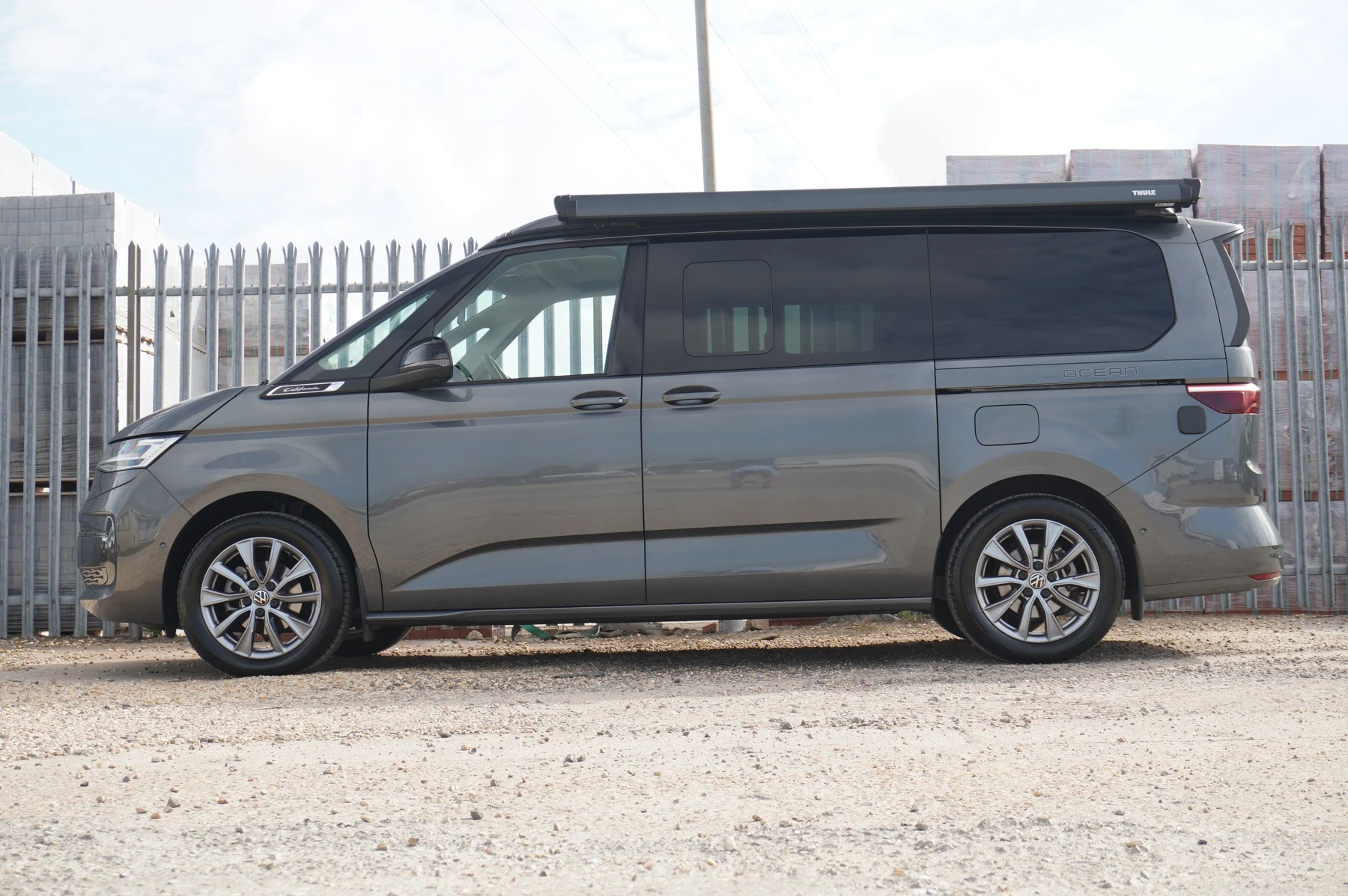 Volkswagen-California-image-22