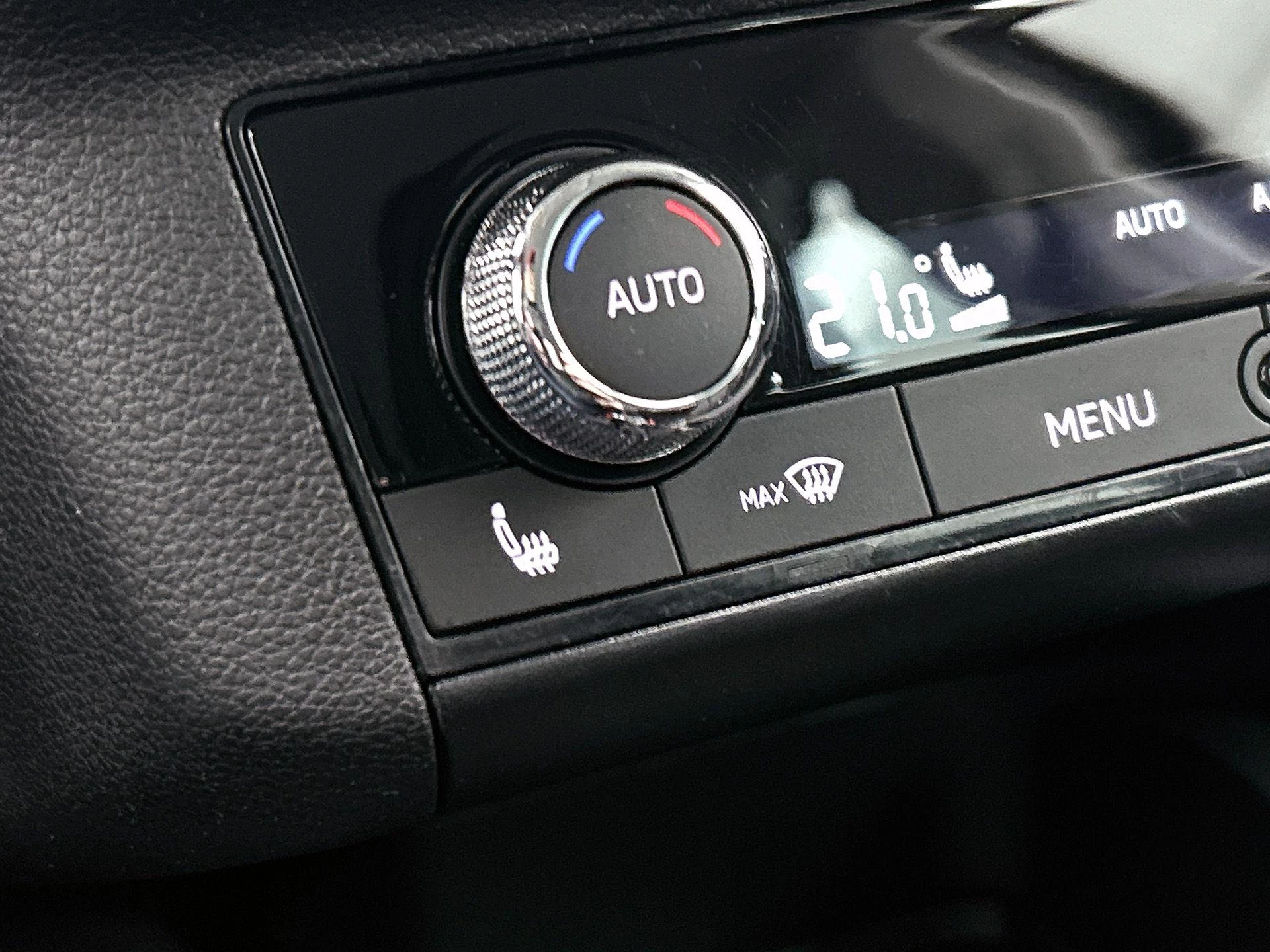 Škoda-Scala-image-7