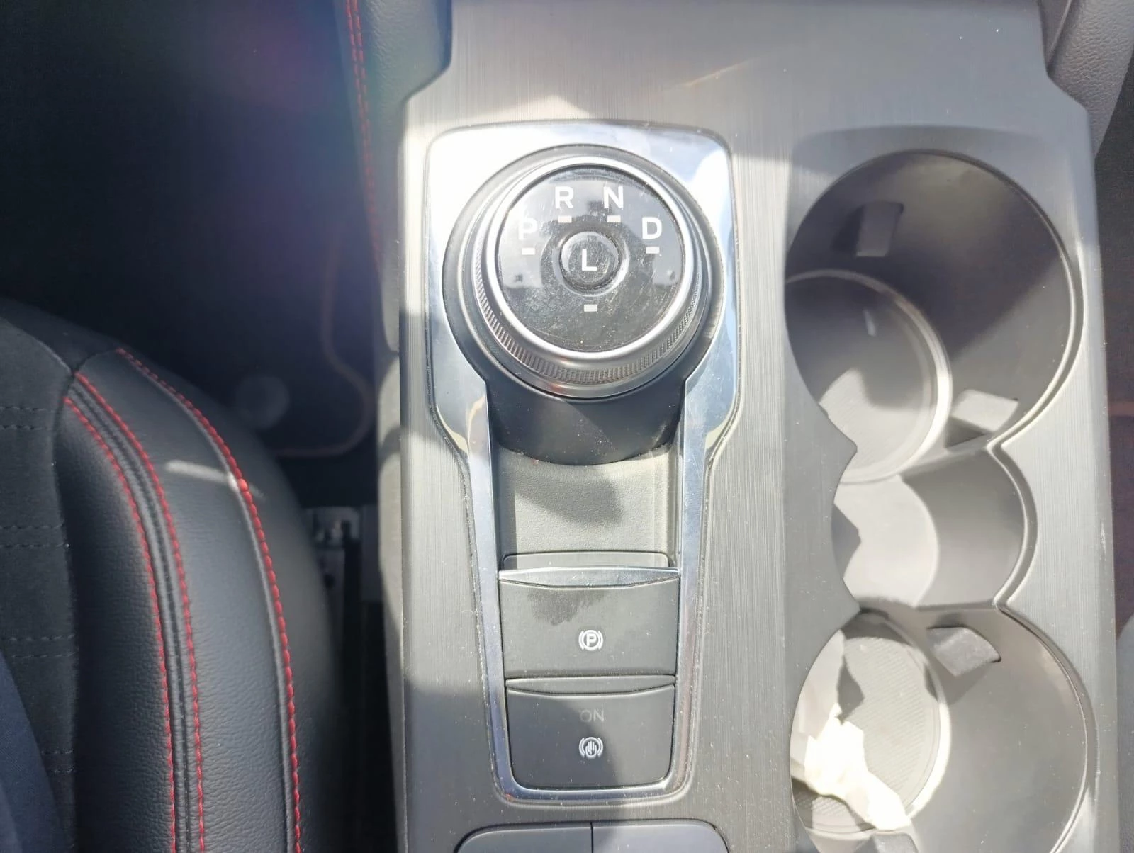 Ford-Kuga-image-17