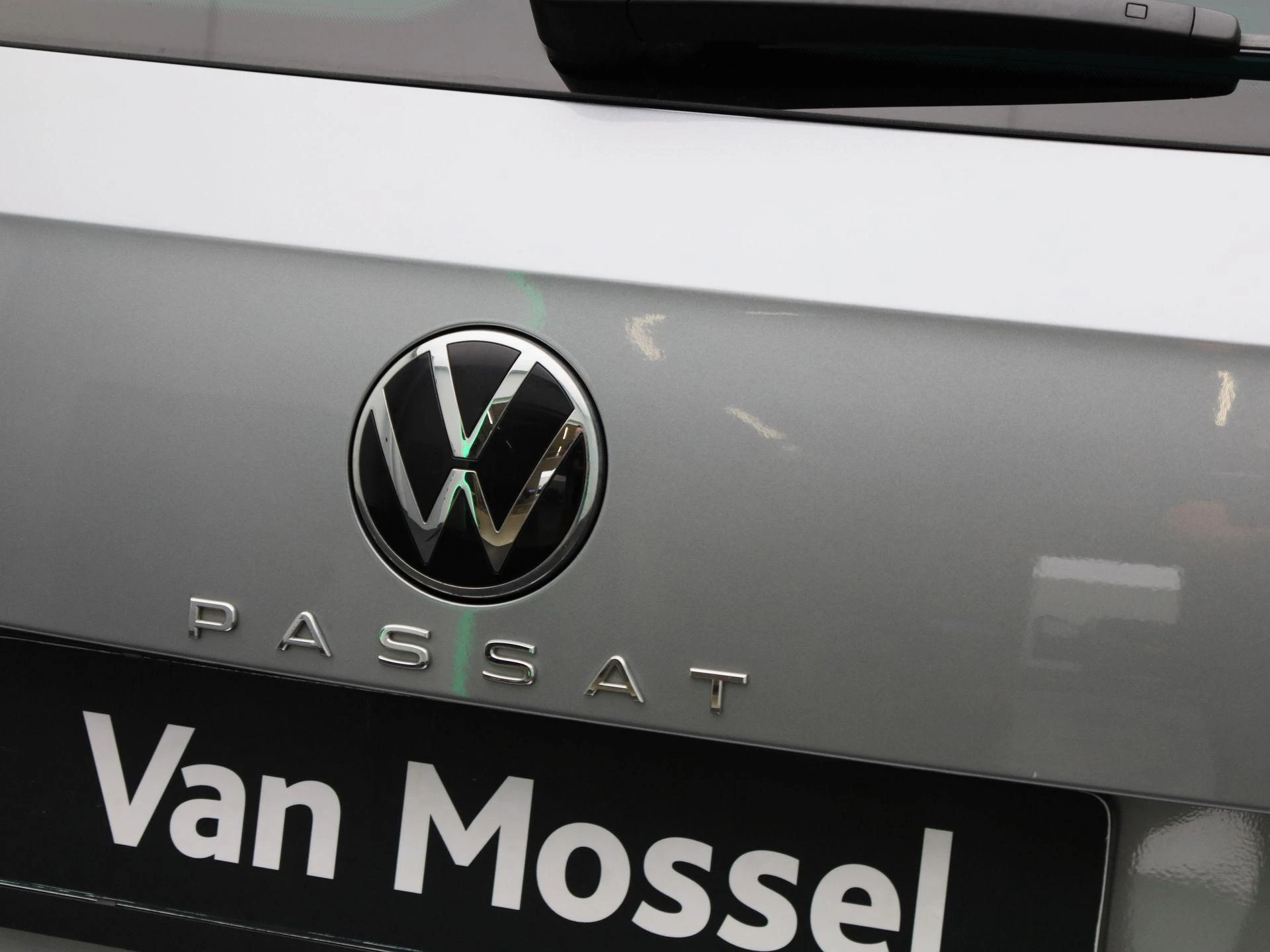 Volkswagen-Passat-image-46