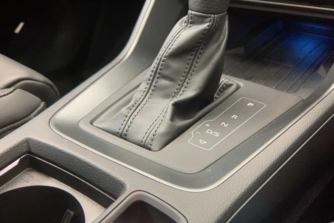 Audi-RSQ3-image-28