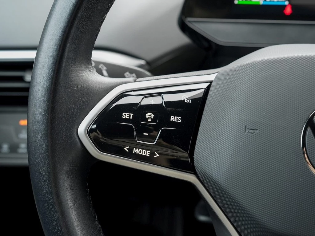 Volkswagen ID.4 Pro Performance 150 KW,Wärmepumpe,LED,ACC Navi,App Connect,ALU 19",Lenkrad/Sitzheizung