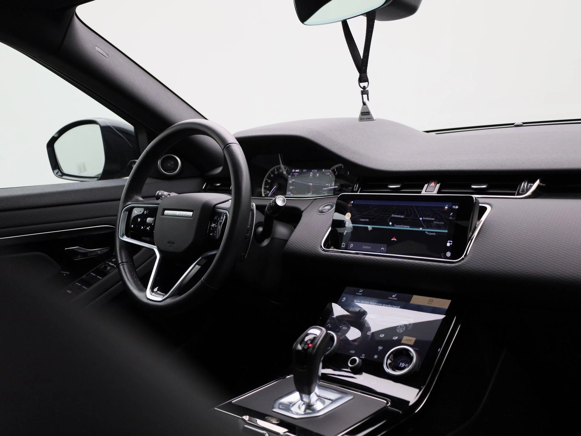 Land Rover Range Rover Evoque D165 MHEV AWD Auto R-Dynamic
