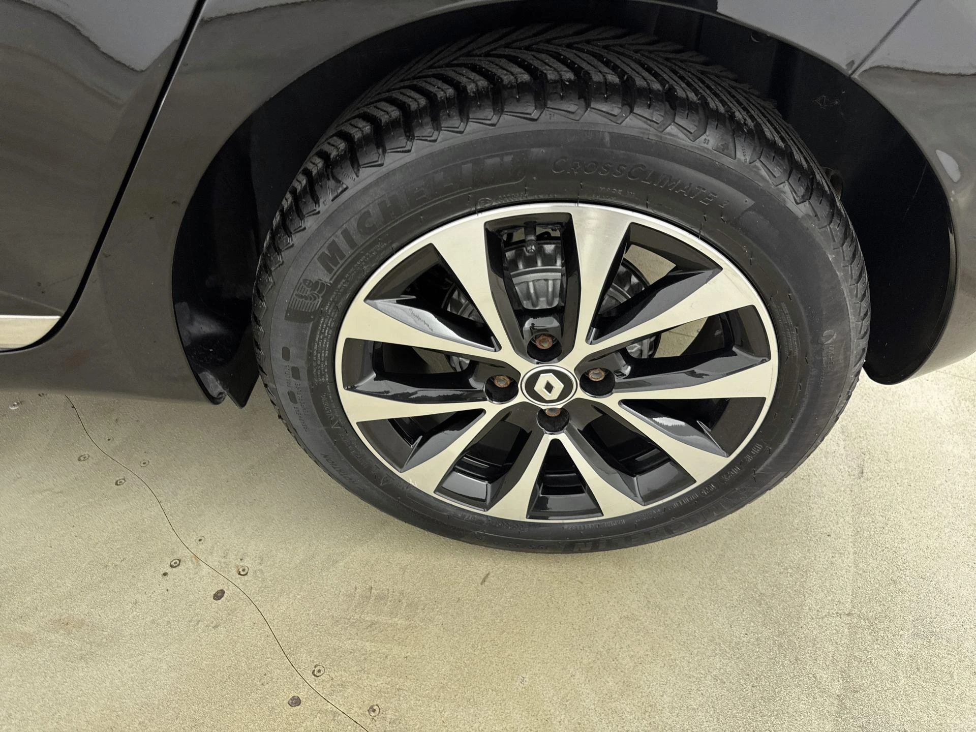 Renault-Clio-image-12