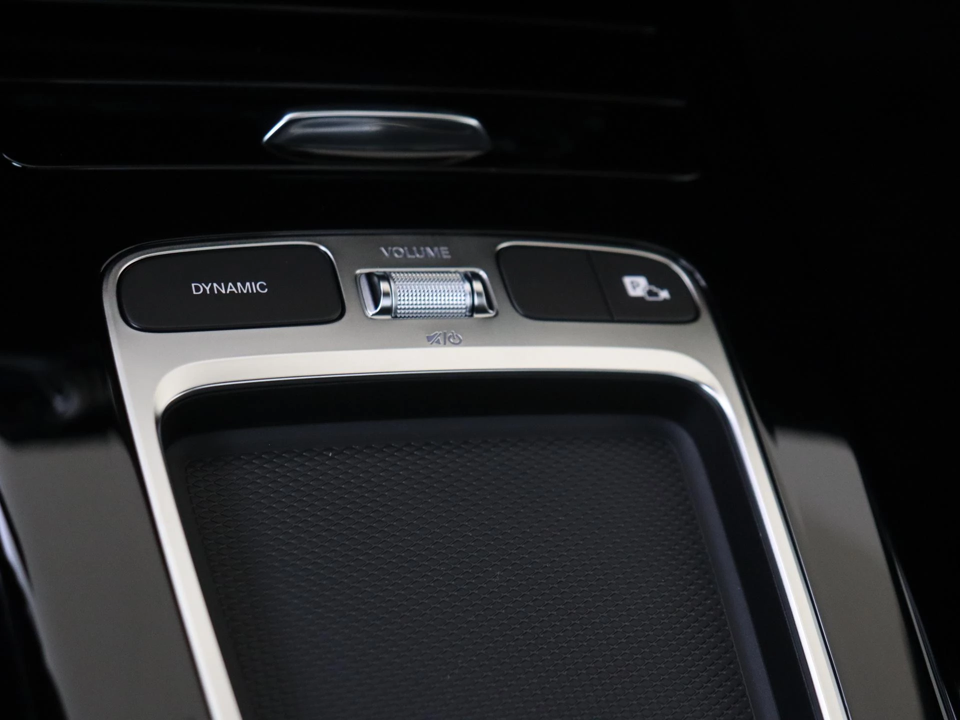 Mercedes-Benz-A-Klasse-image-20