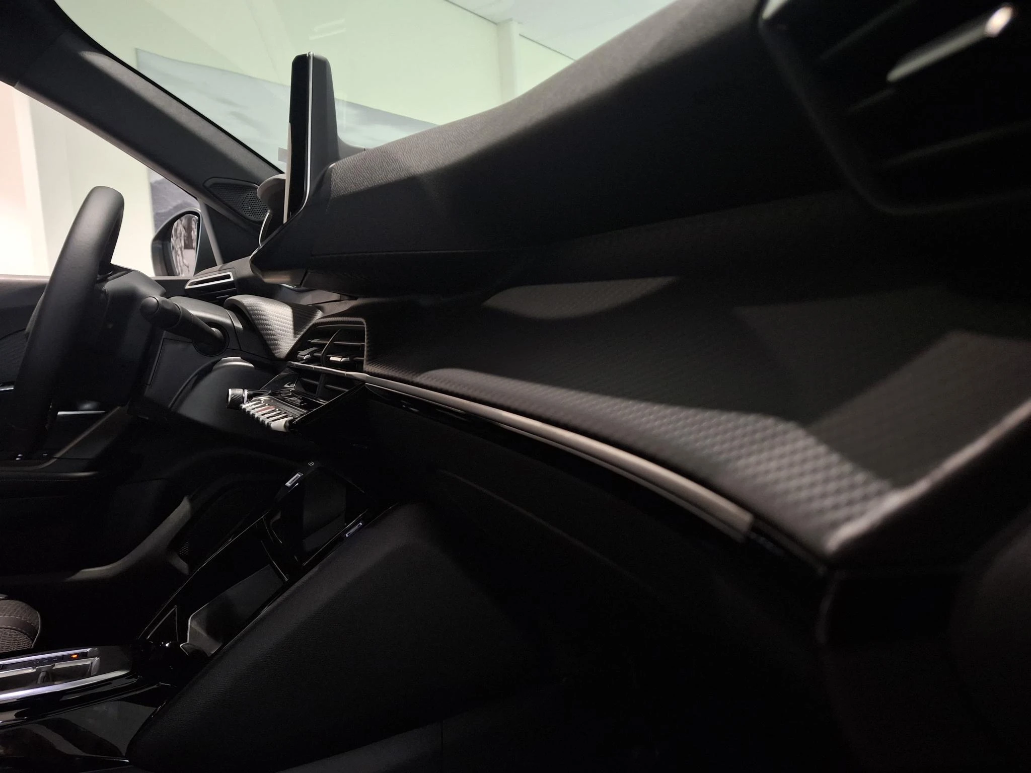 Peugeot-2008-image-22
