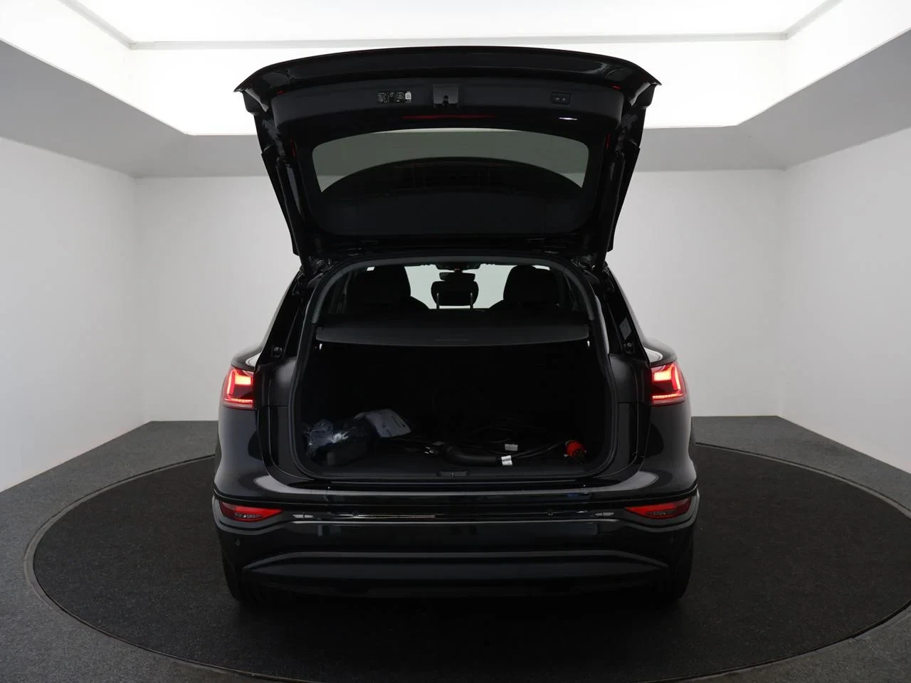Audi-Q6 e-tron-image-20
