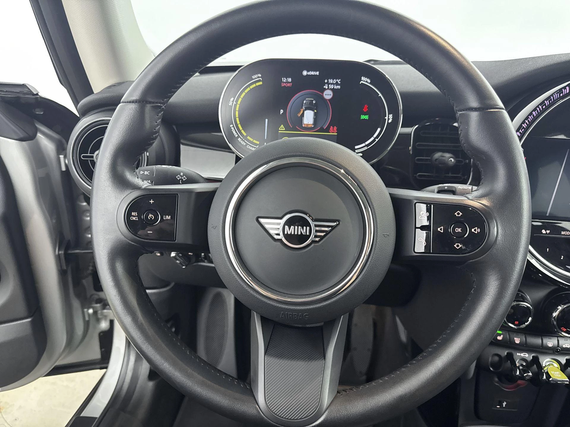 MINI Electric Classic 33 kWh