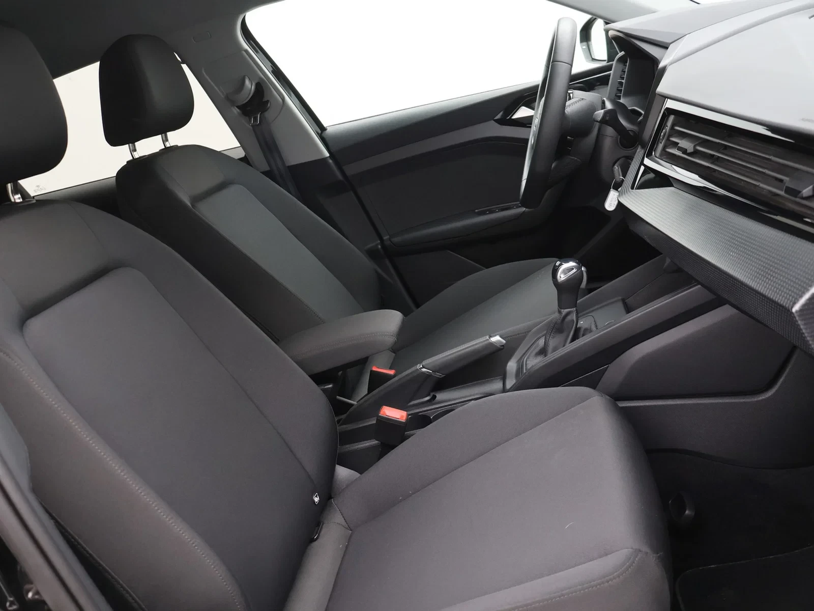 Audi-A1 Sportback-image-9