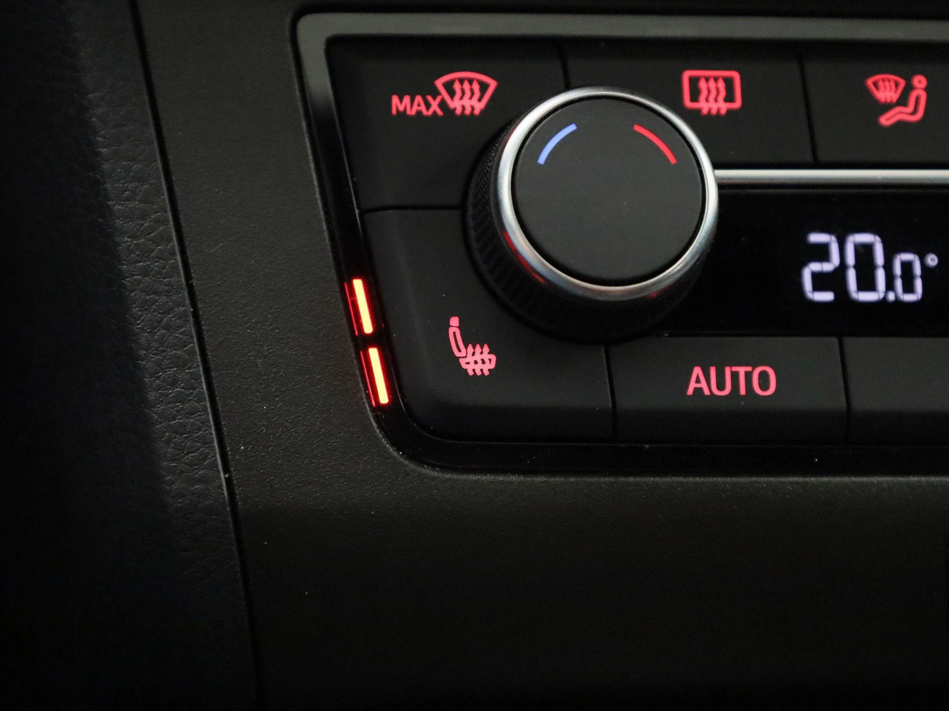 SEAT-Ibiza-image-25
