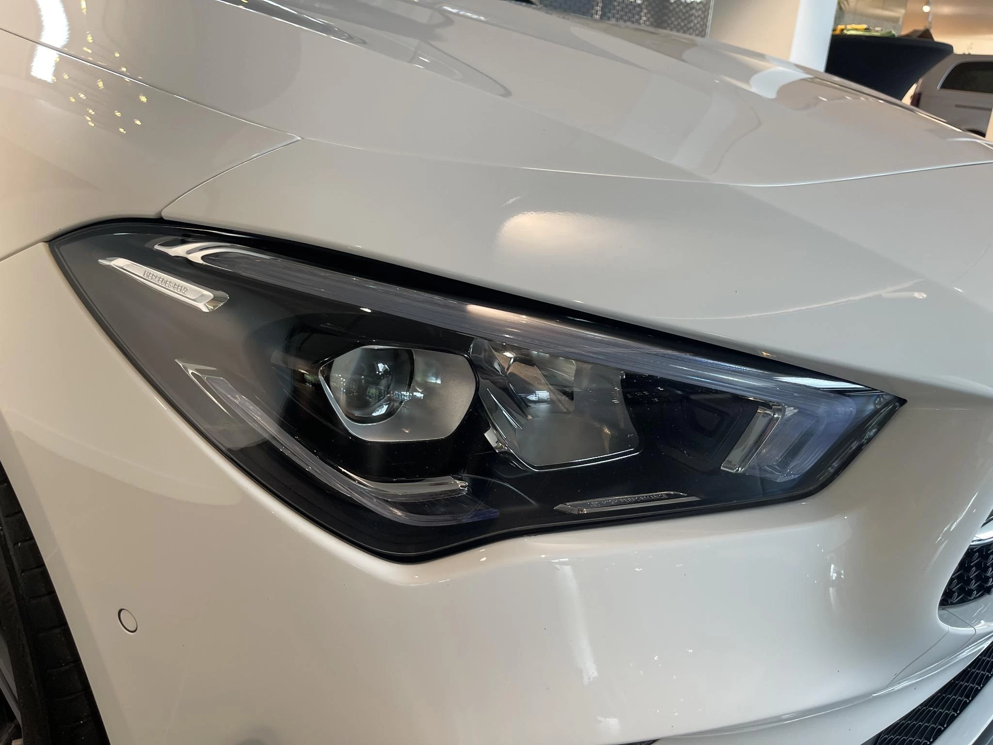 Mercedes-Benz-CLA-image-19