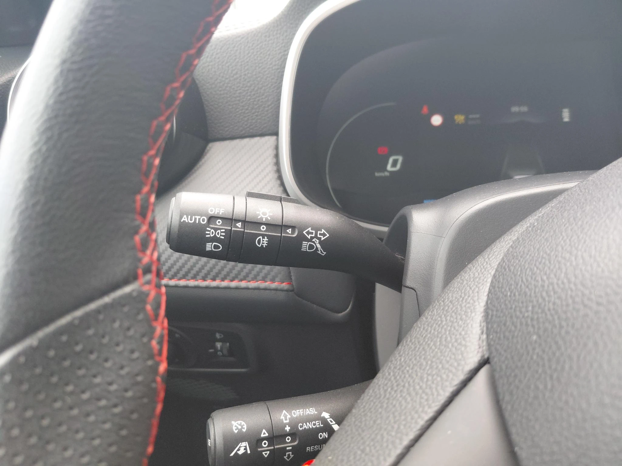 MG-ZS EV-image-19