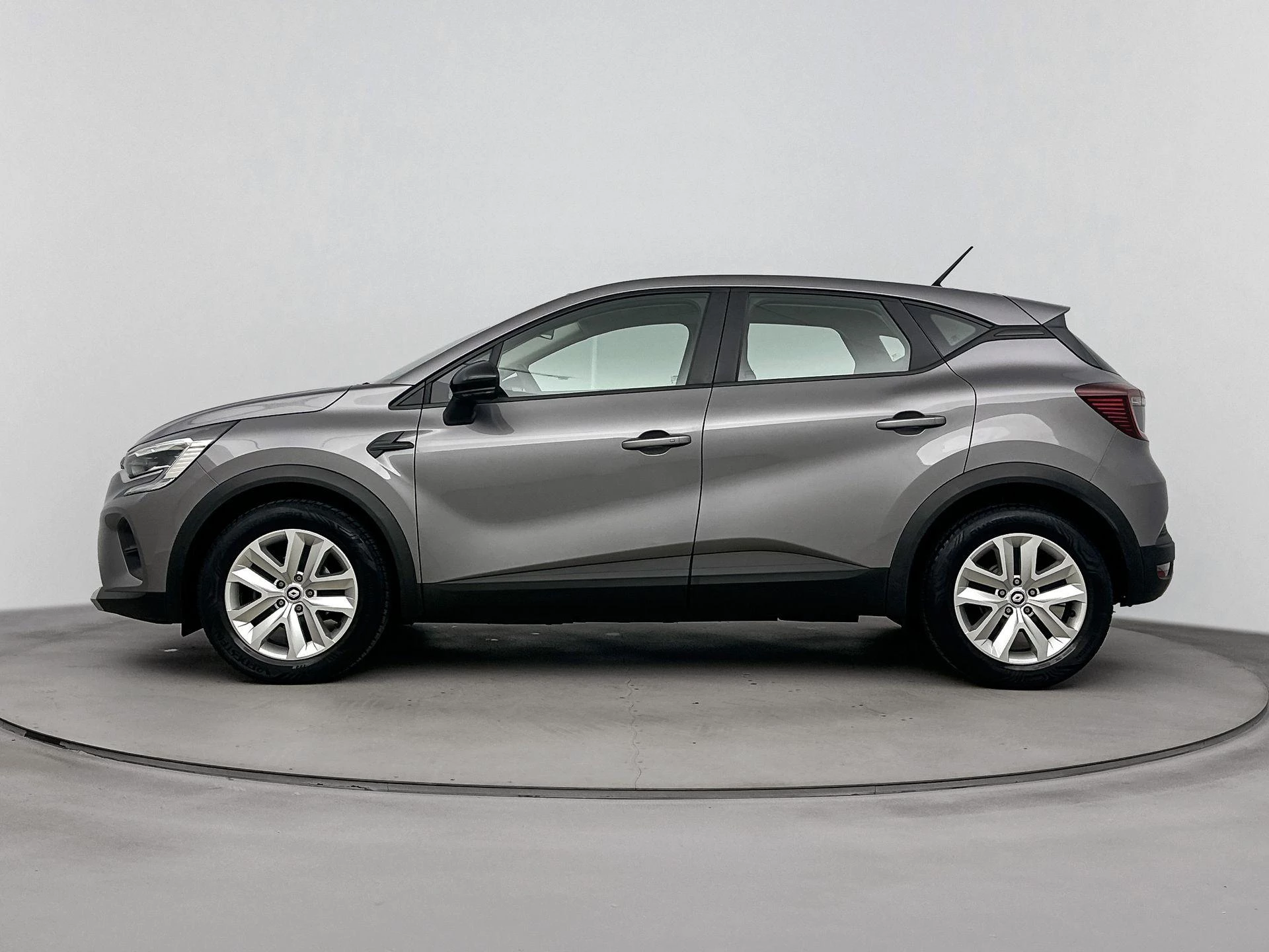 Renault-Captur-image-2