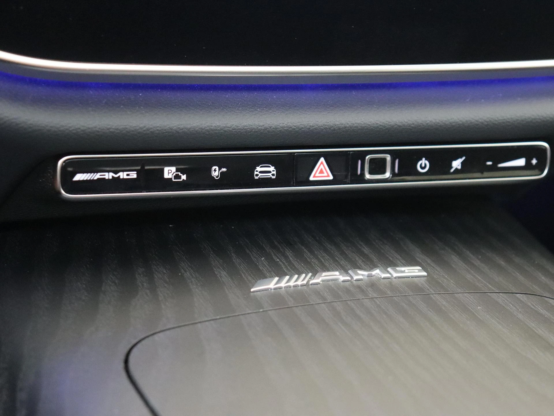 Mercedes-Benz-E-Klasse-image-25