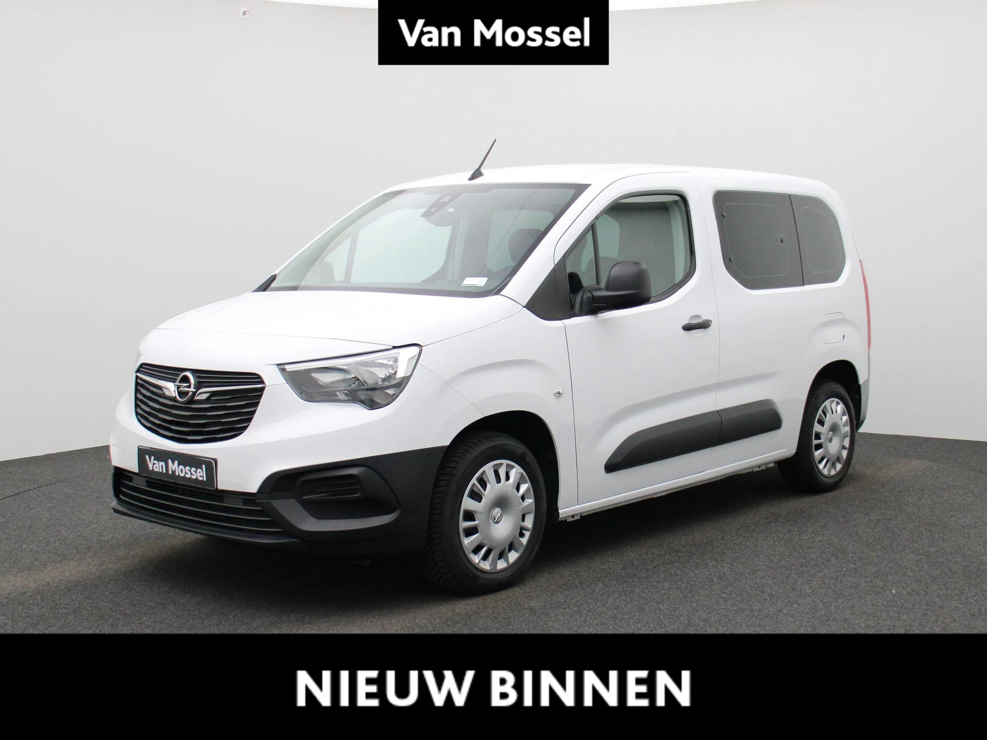 Opel-Combo Life-image-0