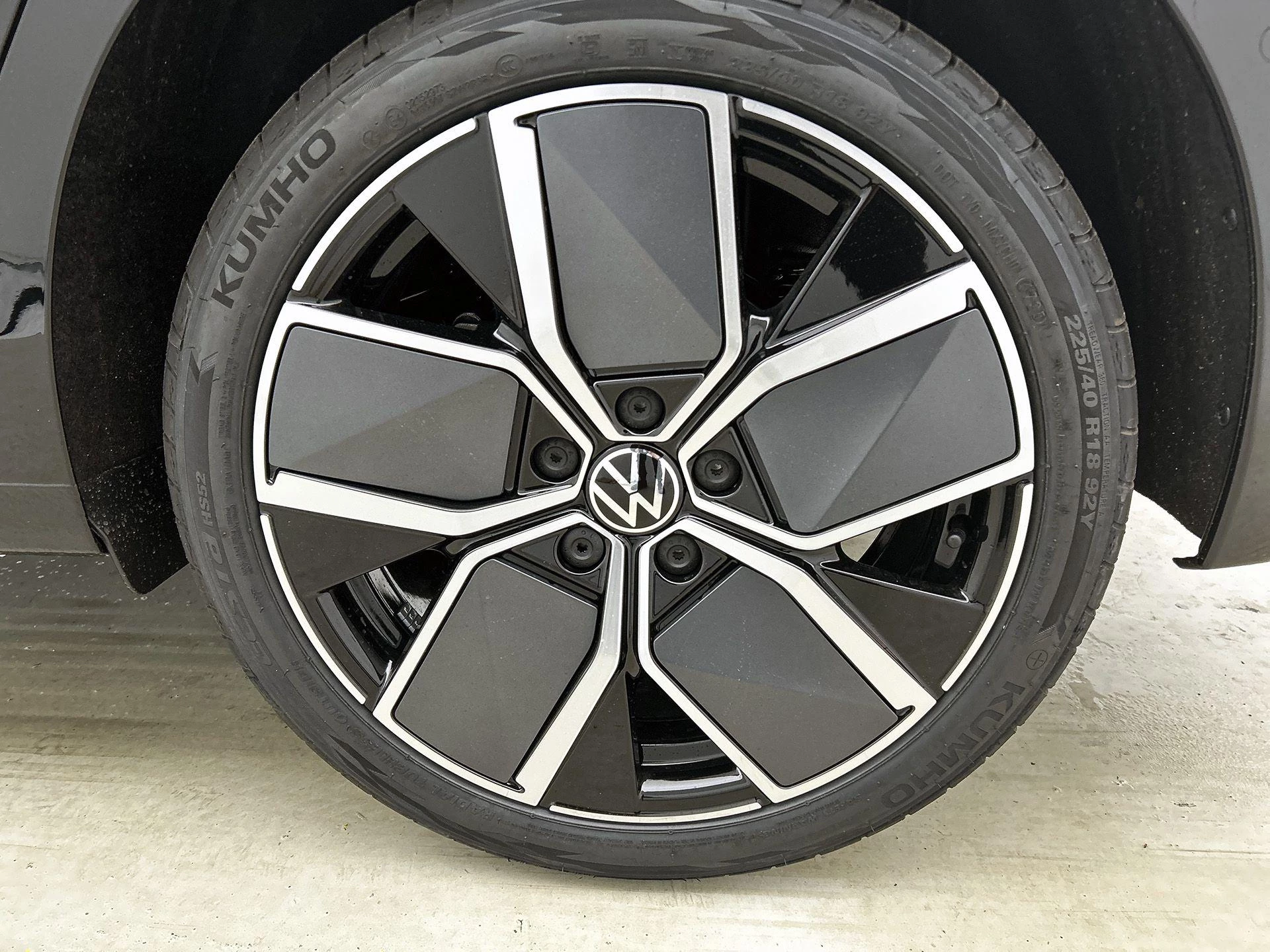 Volkswagen-Golf-image-39