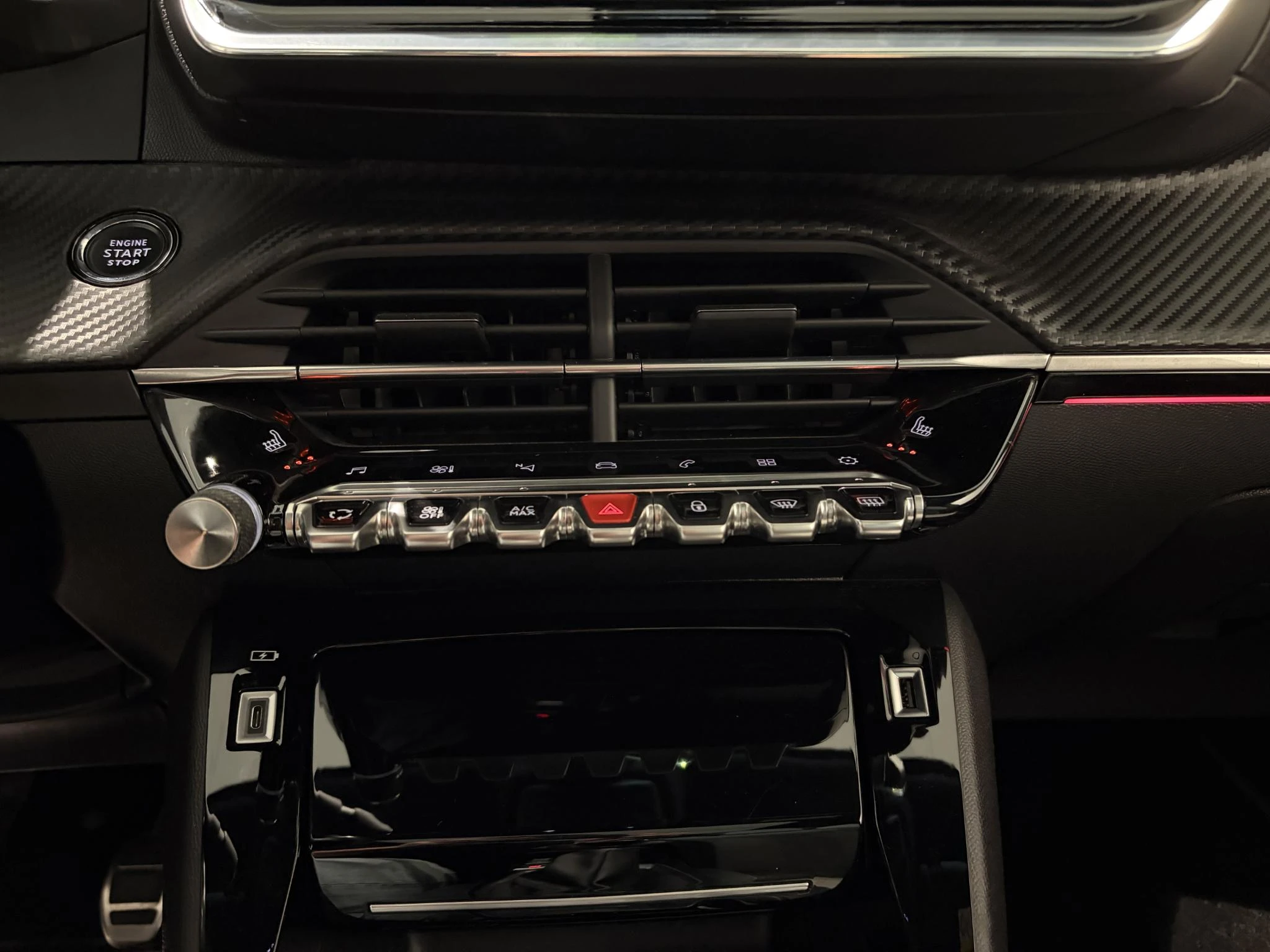 Peugeot-208-image-15