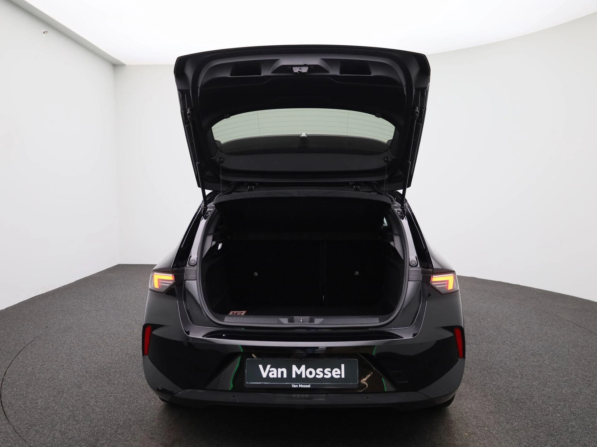 Opel-Astra-image-10