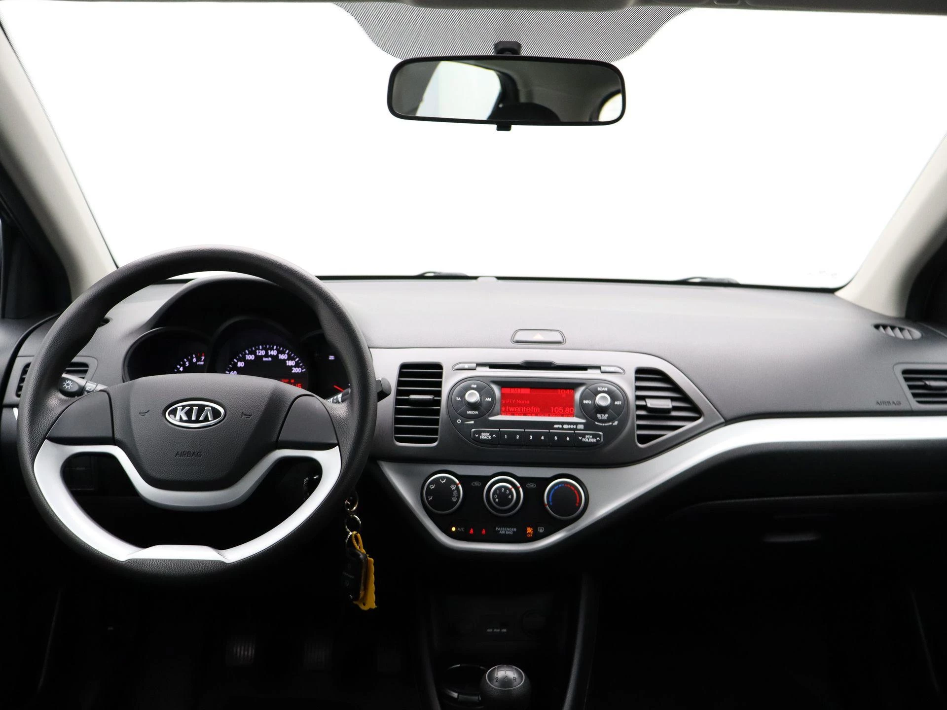Kia-Picanto-image-28