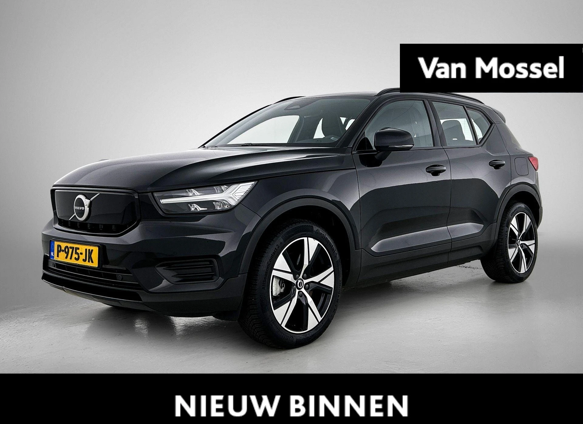 Volvo-XC40-image-0