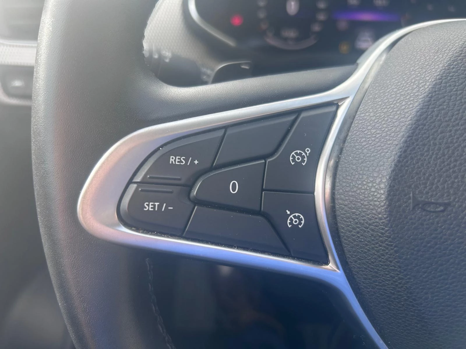 Renault Arkana TCe MHEV 140 EDC Techno