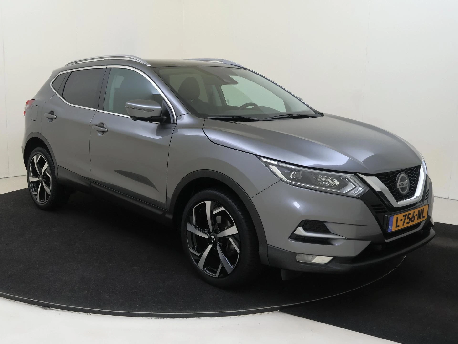 Nissan-QASHQAI-image-1