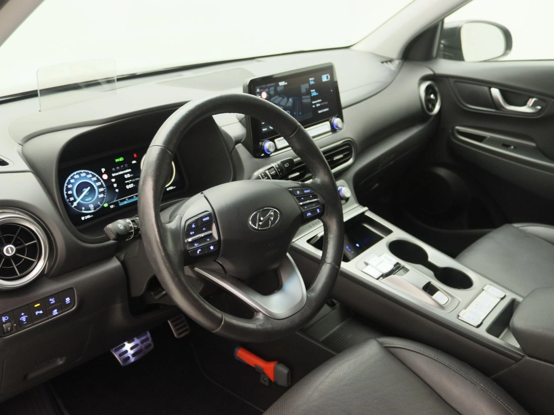 Hyundai-Kona-image-22