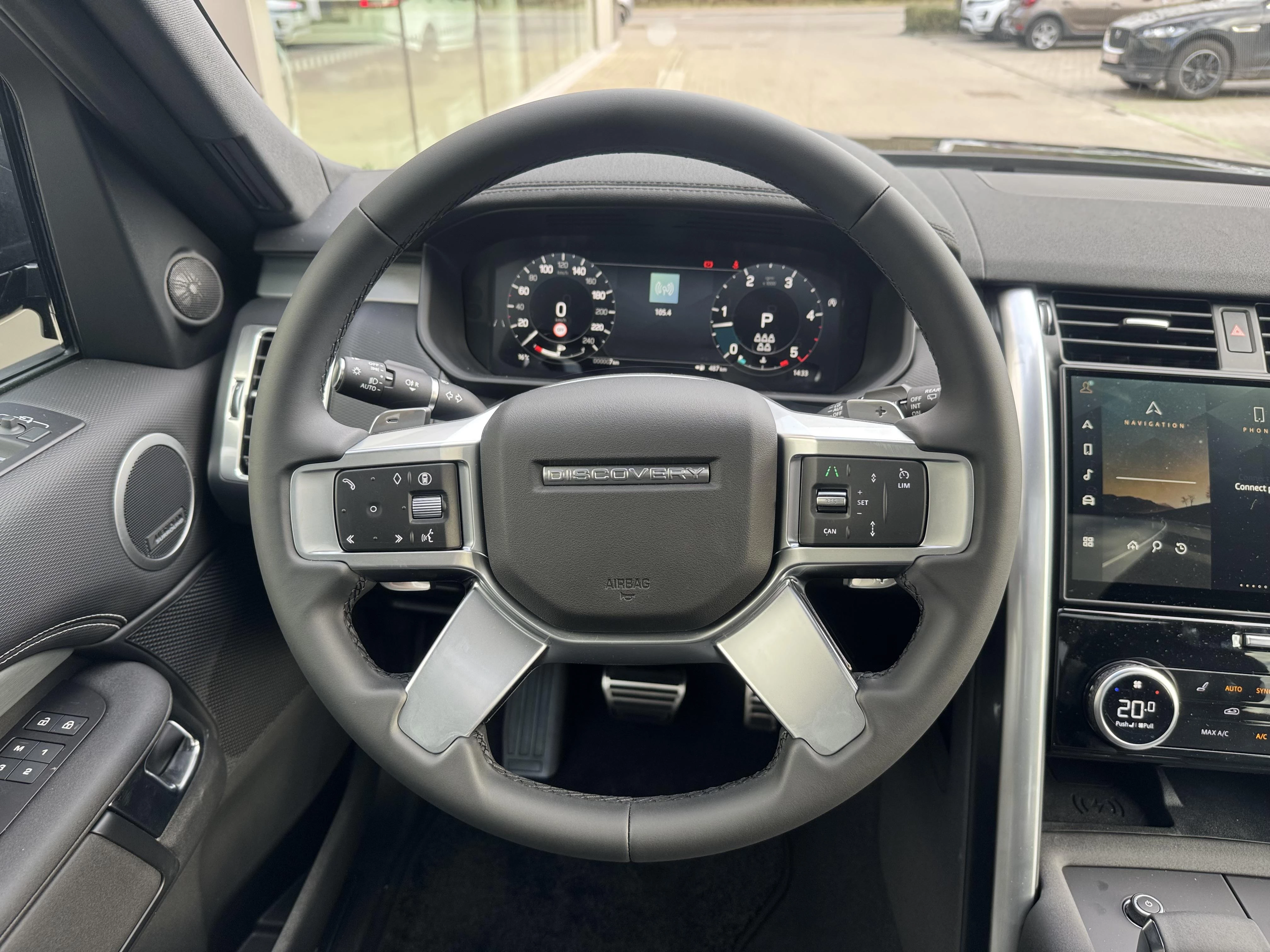 Land Rover-Discovery-image-15