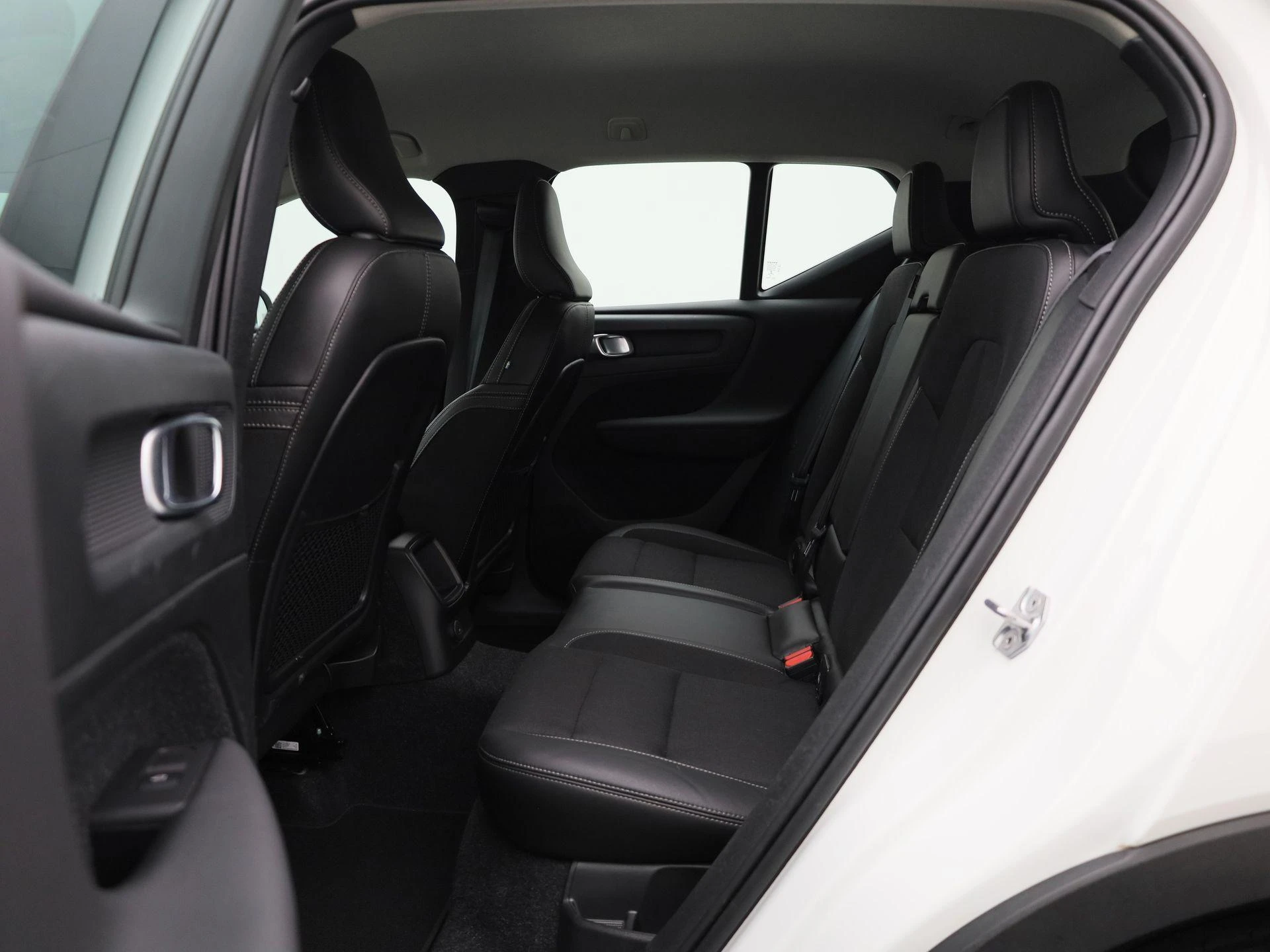 Volvo-XC40-image-12