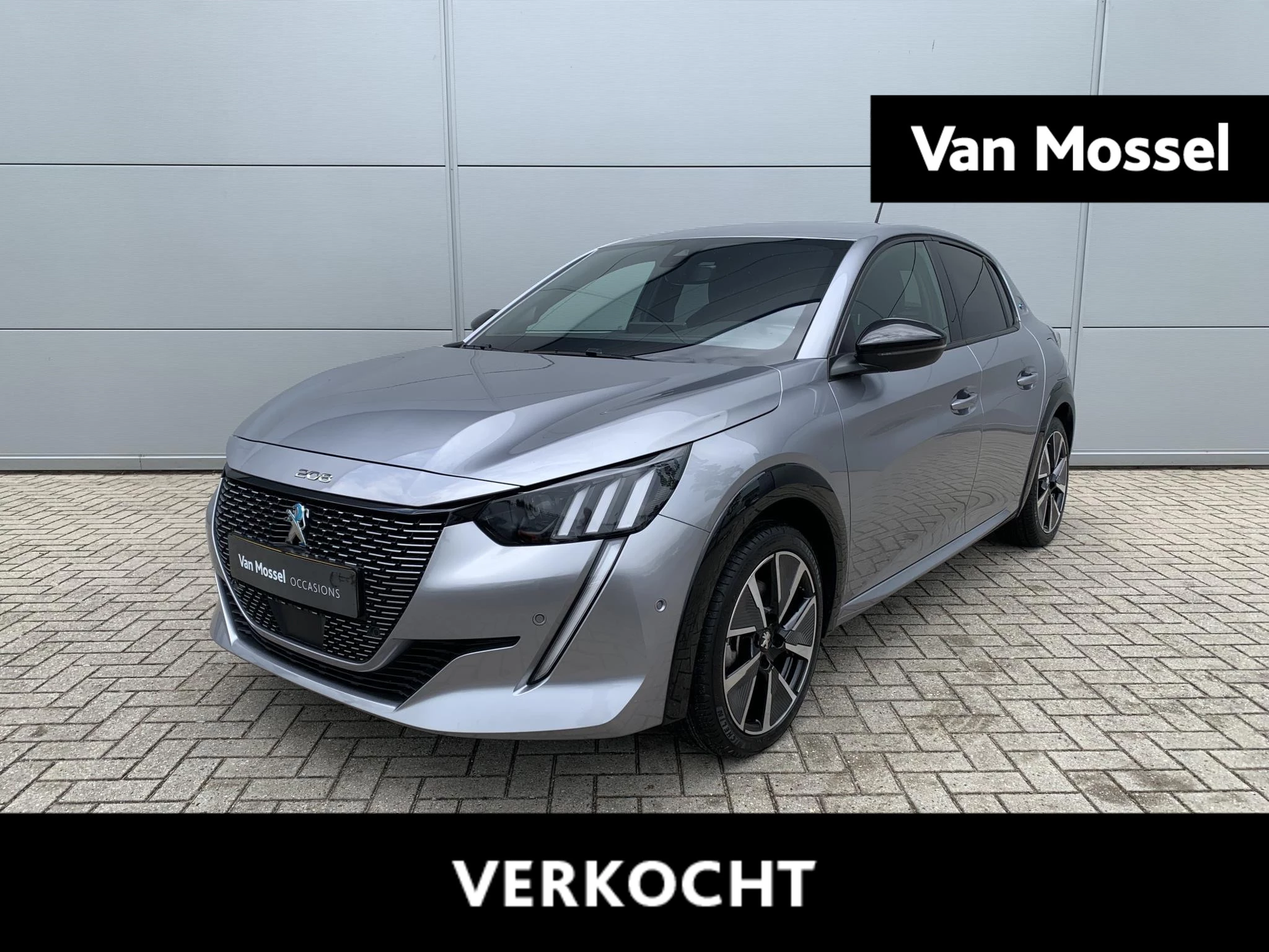 Peugeot-e-208-image-0