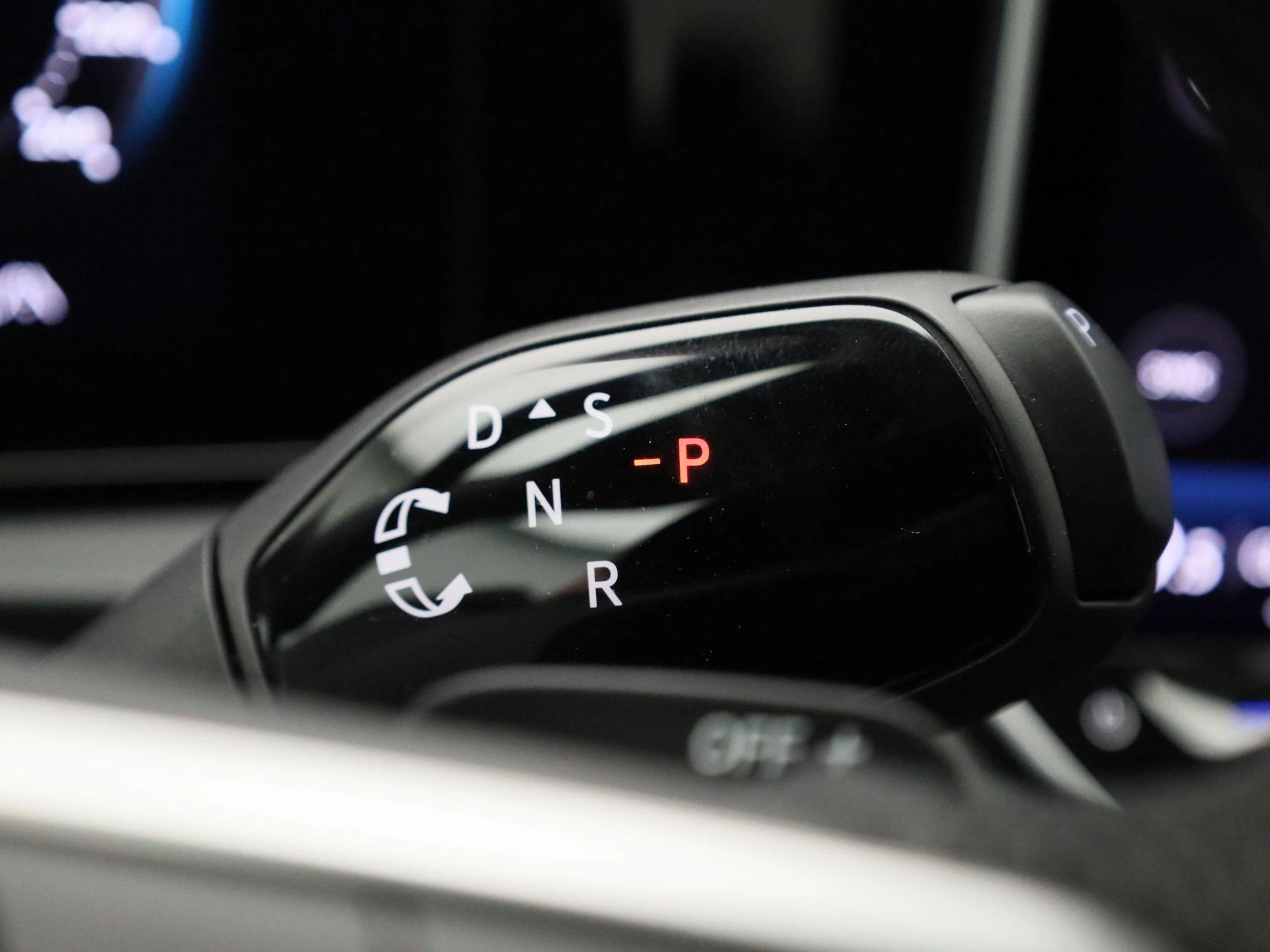 Volkswagen-Tiguan-image-31