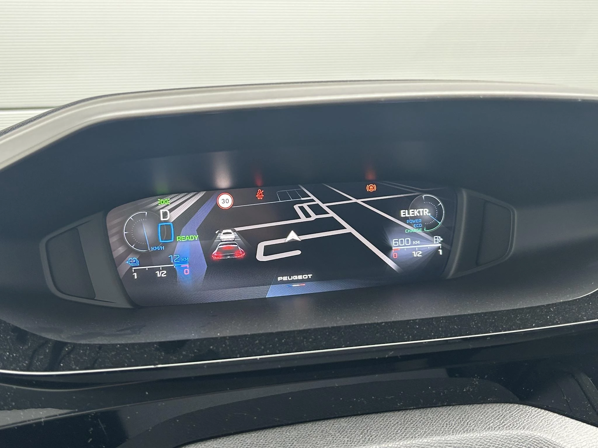 Peugeot-408-image-9