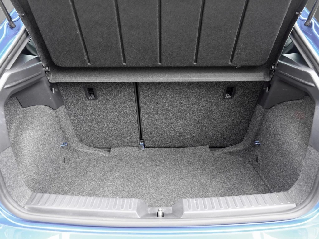 SEAT Ibiza 1,0 TSI DSG FR,LED,ALU 17",Climatronic App Connect,Ledersportlenkrad