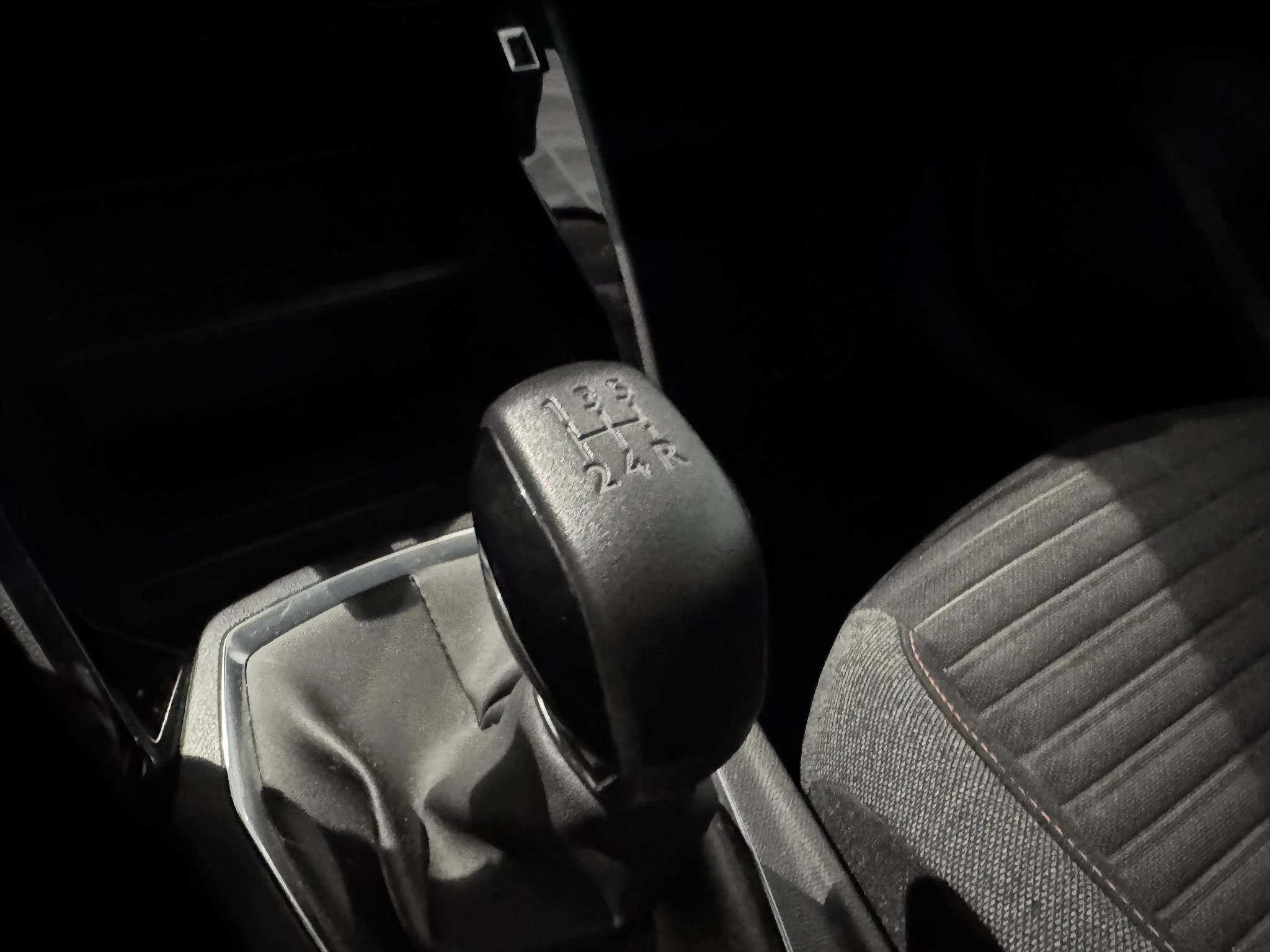 Peugeot-208-image-14