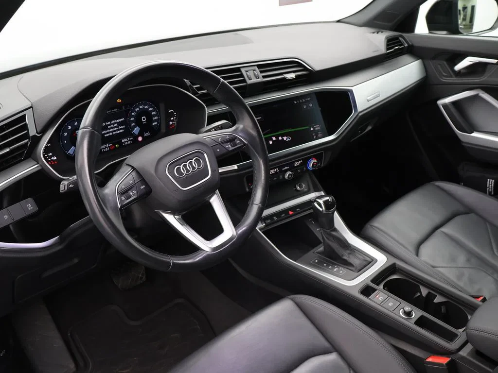 Audi-Q3-image-15