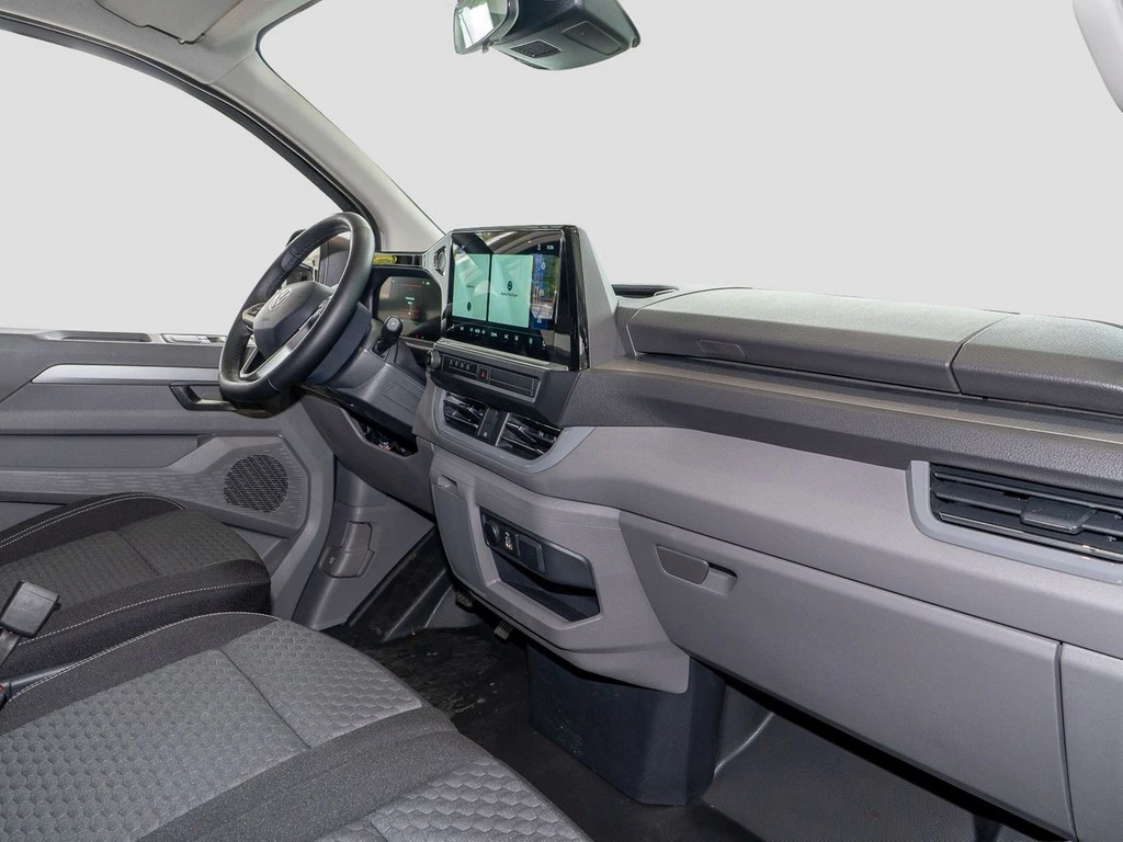 Volkswagen-Transporter-image-7