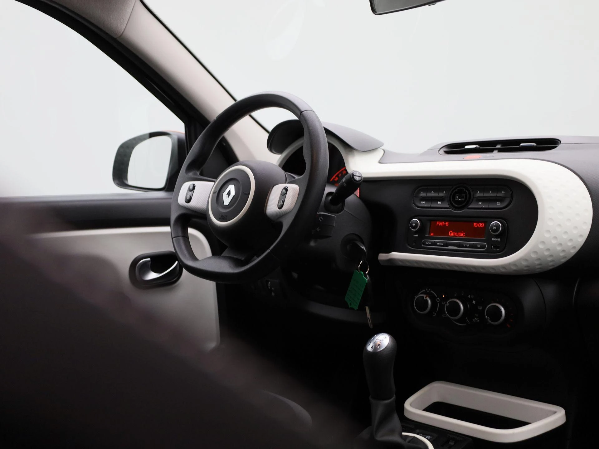 Renault-Twingo-image-28