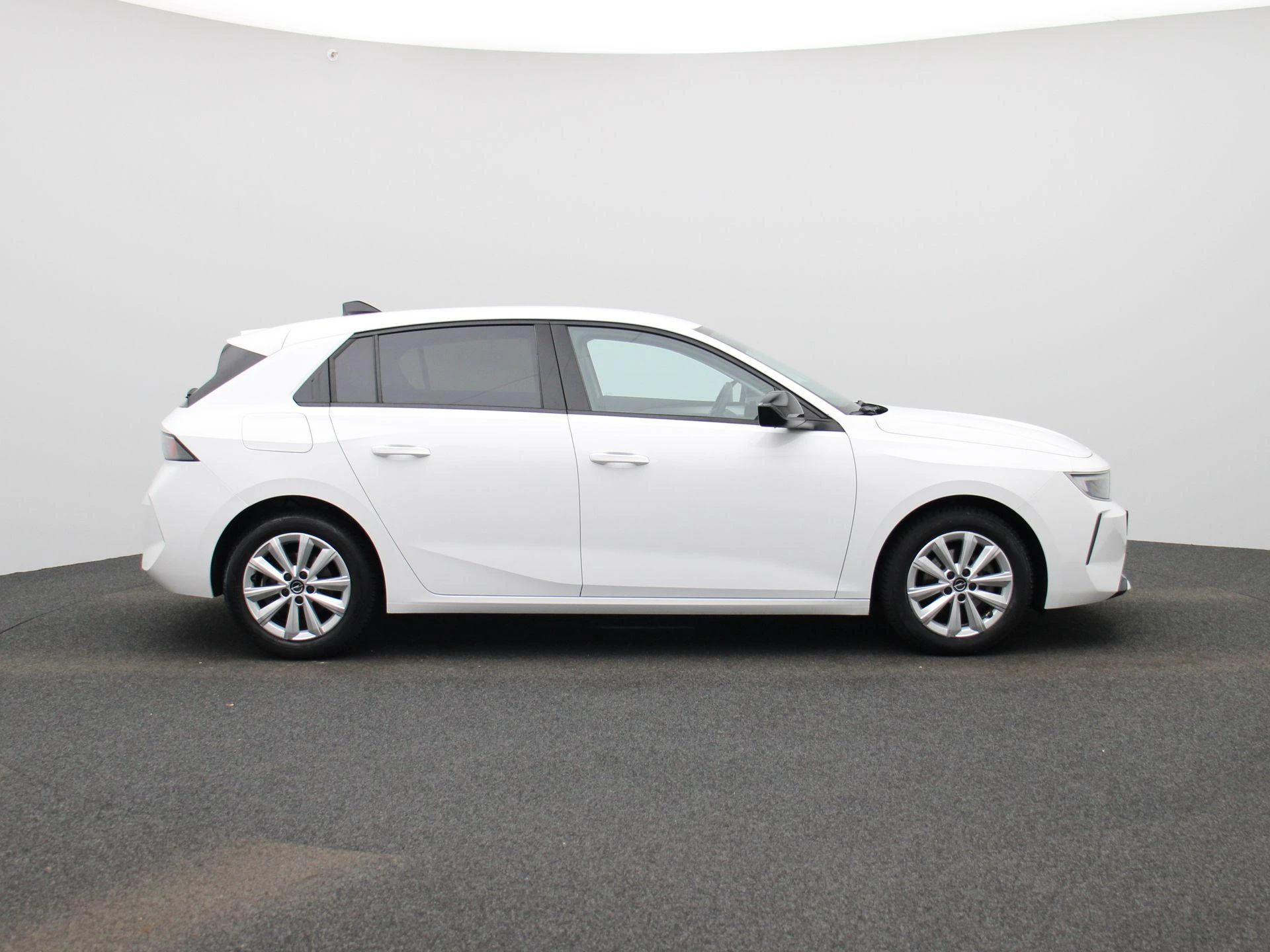 Opel-Astra-image-5