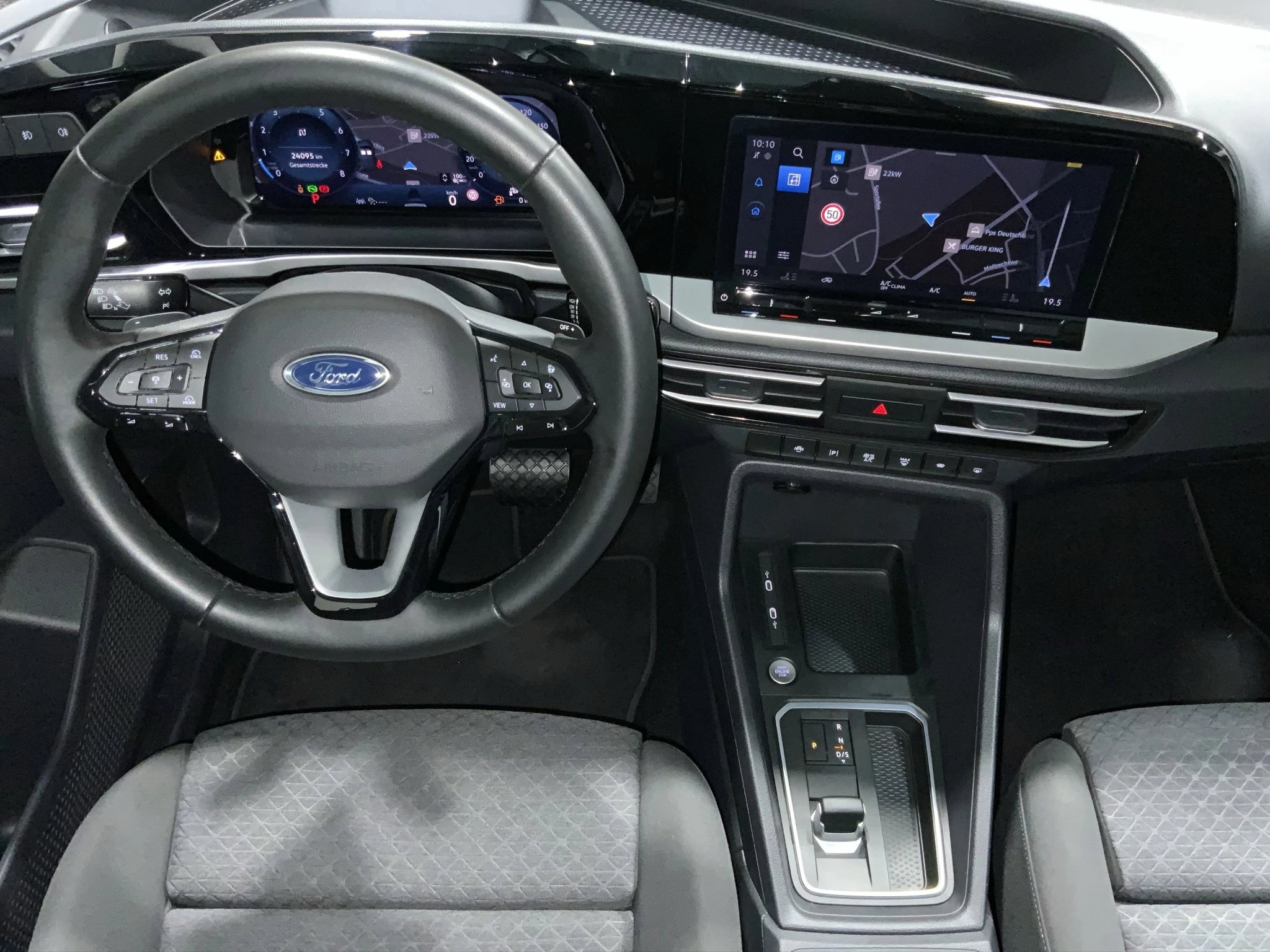 Ford-Tourneo Connect-image-11