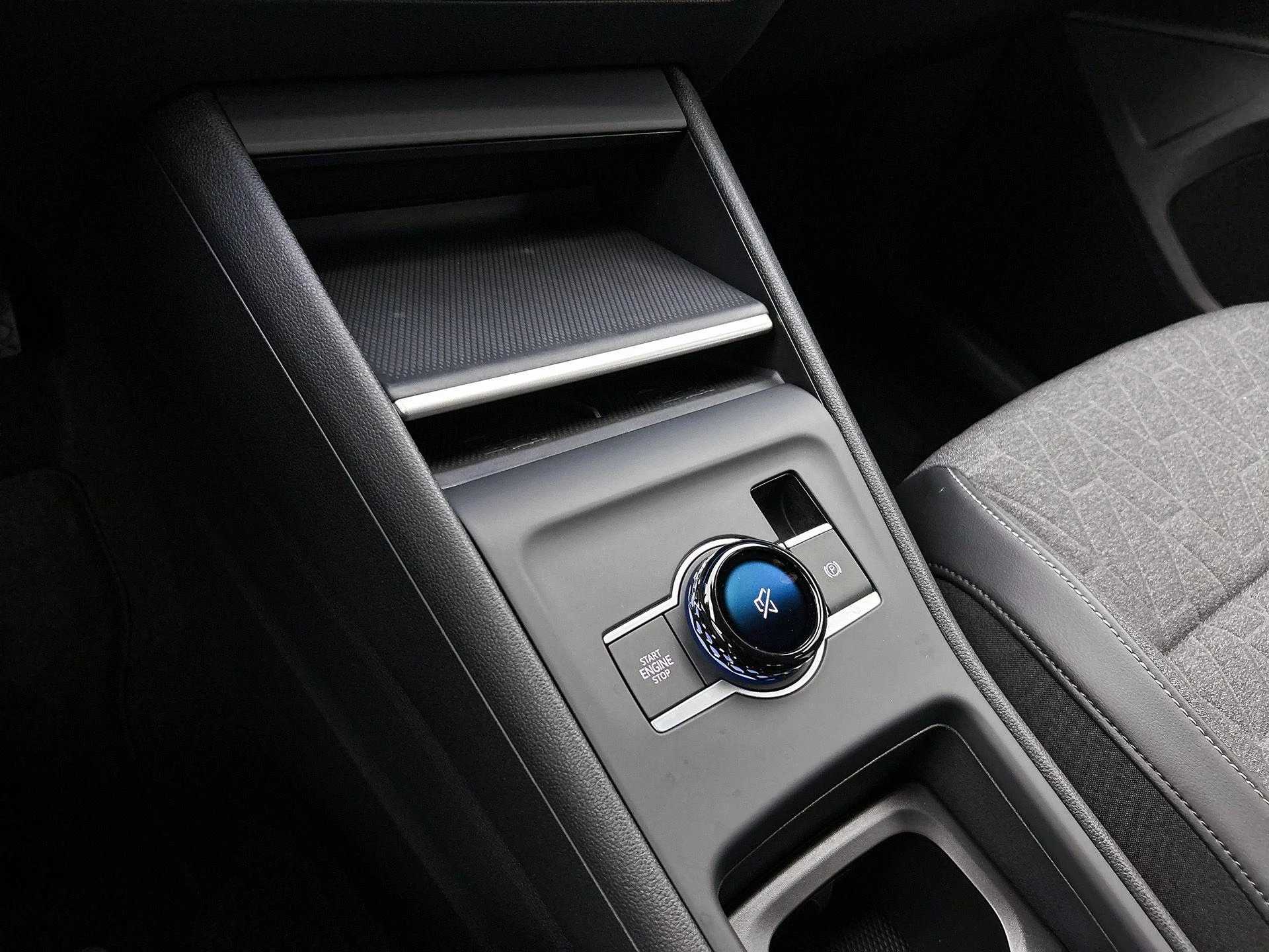 Volkswagen-Tiguan-image-27