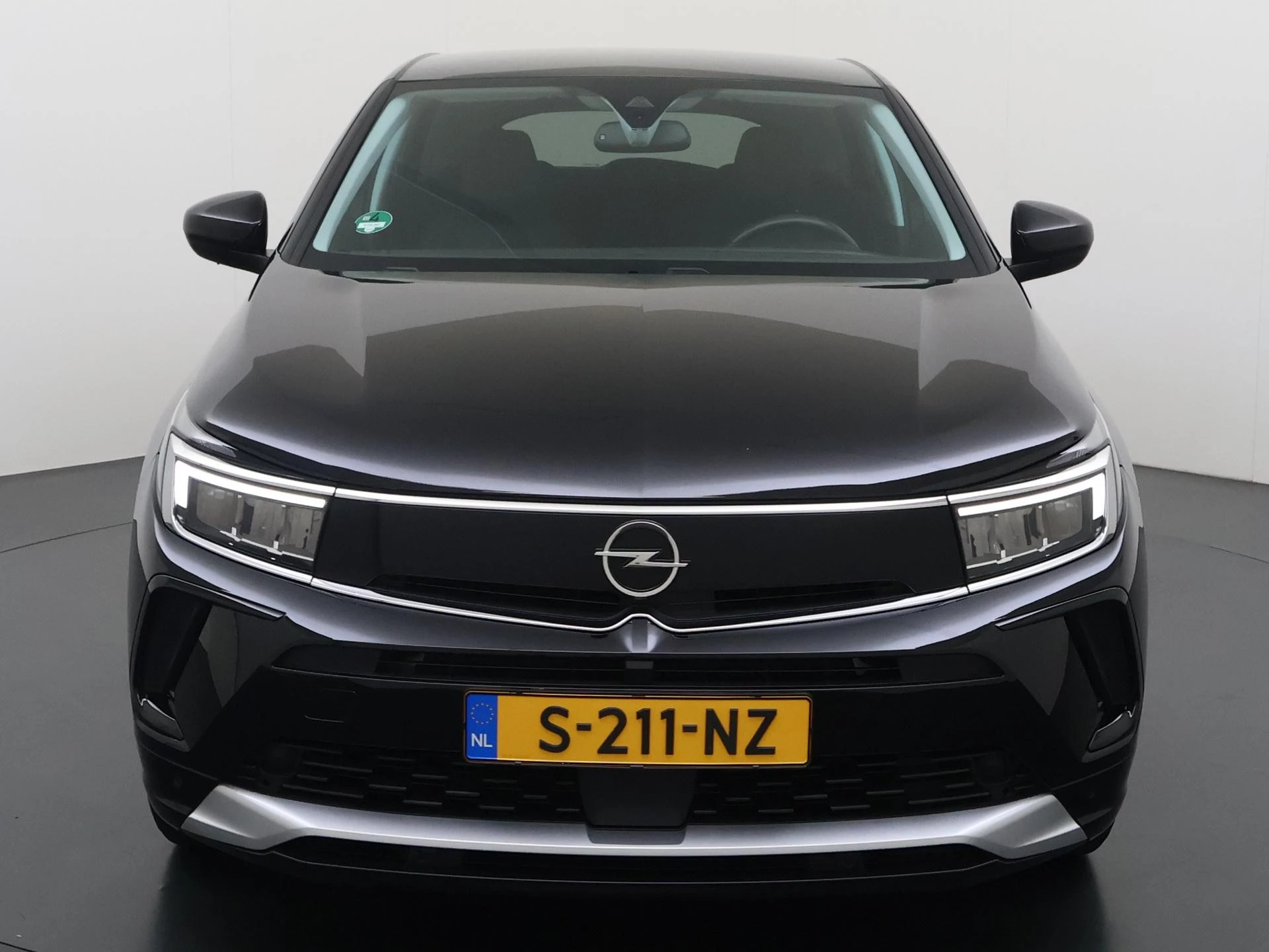 Opel-Grandland-image-2