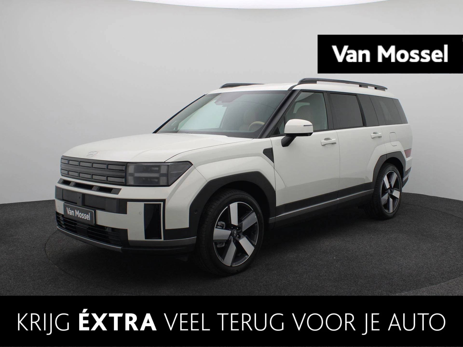 Hyundai-Santa Fe-image-0