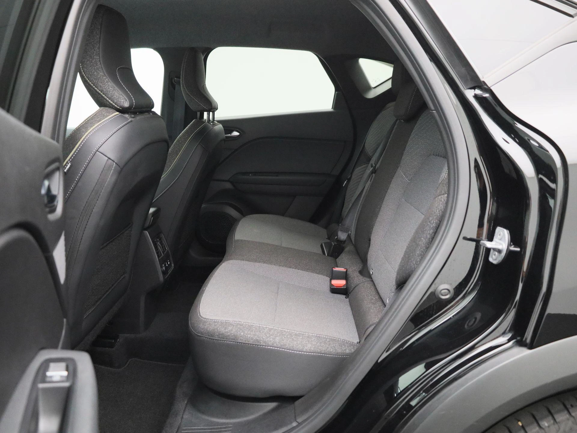 Renault-Captur-image-11
