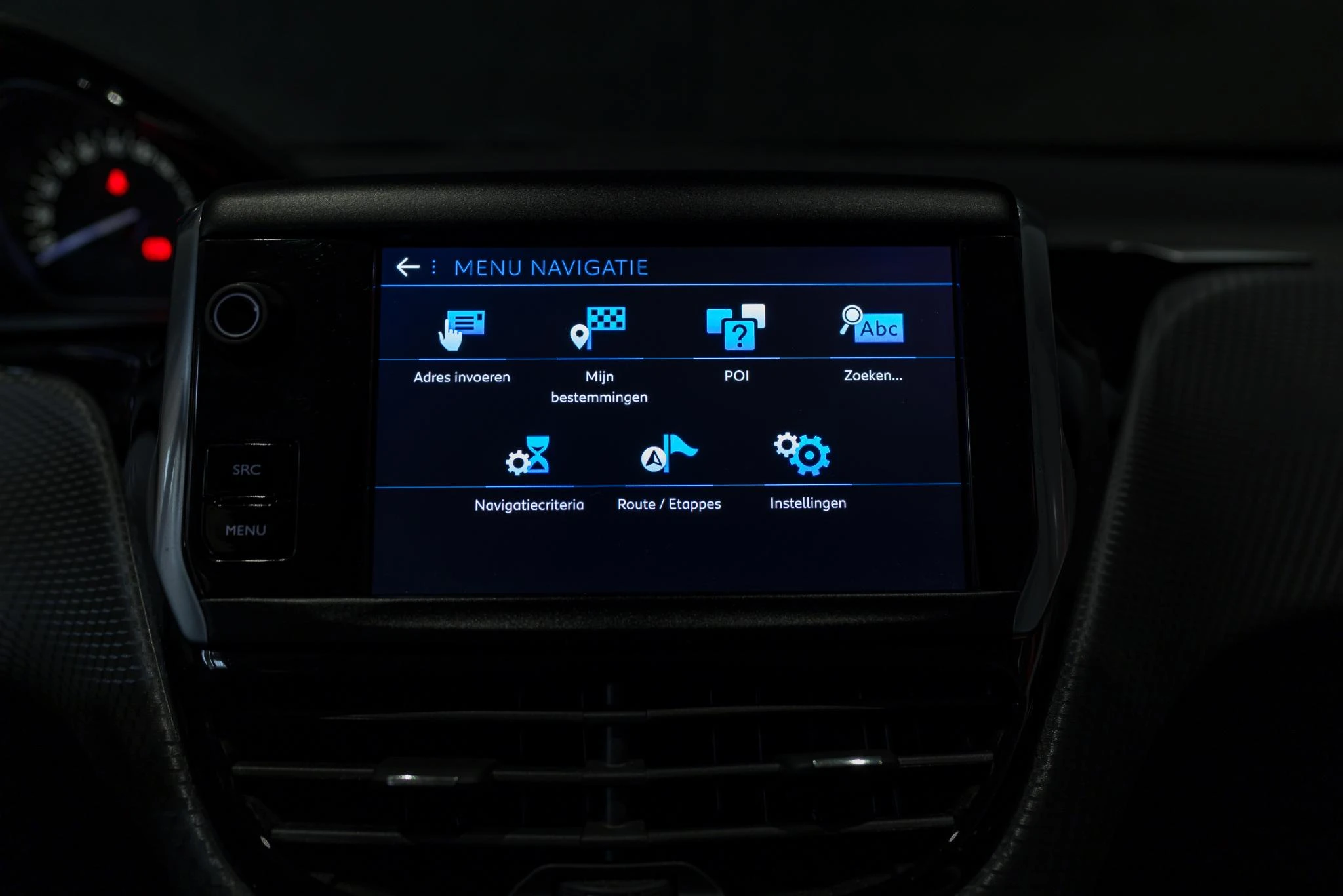 Peugeot-208-image-18