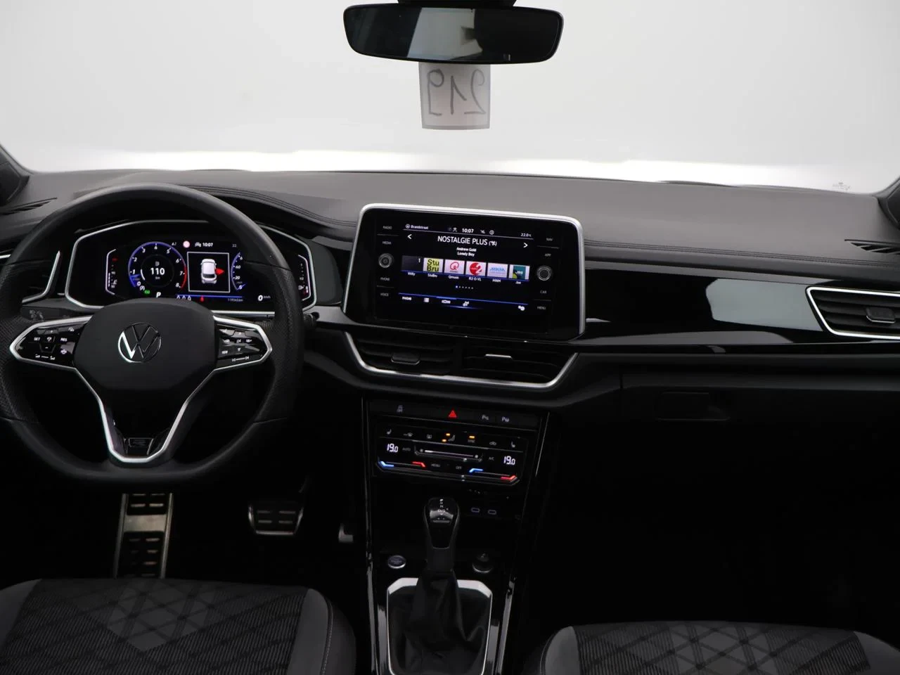 Volkswagen T-Roc T-Roc R-Line Business 1.5 TSI OPF*150PK *DSG*PANO*VIRTUAL COCKPIT*NAVI*ACC*APP-CONNET*ZTLVRW
